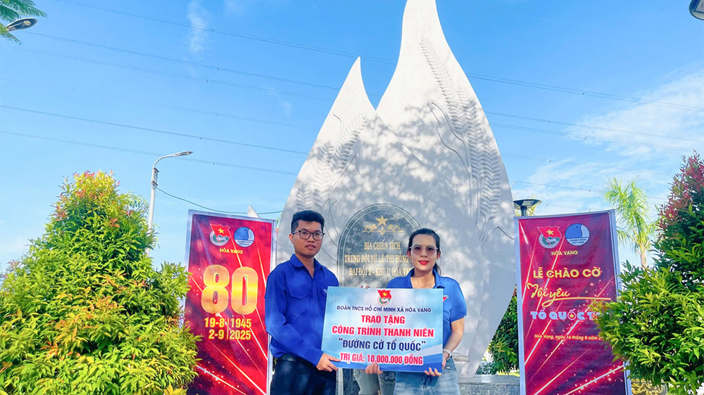 tuổi trẻ Đà Nẵng cũng góp sức trong chương trình “Cùng Việt Nam tiến bước”, tổ chức hành trình trò chơi lớn gắn với hoạt động về nguồn, xây đường cờ Tổ quốc… tuổi trẻ Đà Nẵng cũng góp sức trong chương trình “Cùng Việt Nam tiến bước”, tổ chức hành trình trò chơi lớn gắn với hoạt động về nguồn, xây đường cờ Tổ quốc…
