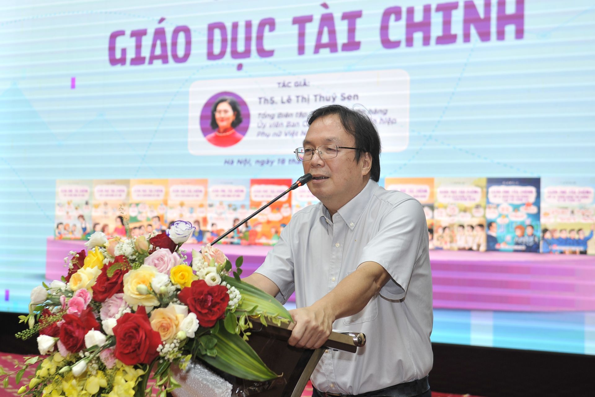 Bác Nguyễn Tiến Thanh - Chủ tịch Hội đồng thành viên, Tổng giám đốc NXB GDVN phát biểu tại chương trình.