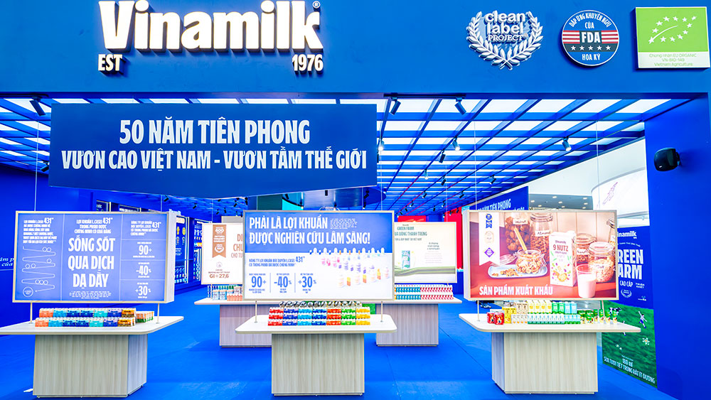 Không gian triển lãm của Vinamilk được thiết kế hiện đại, gần gũi và đầy sáng tạo.