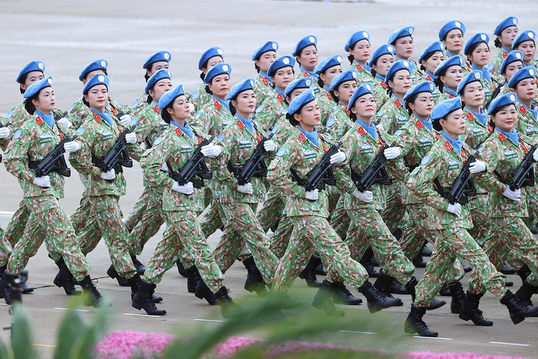 Khối nữ Gìn giữ hoà bình Việt Nam.