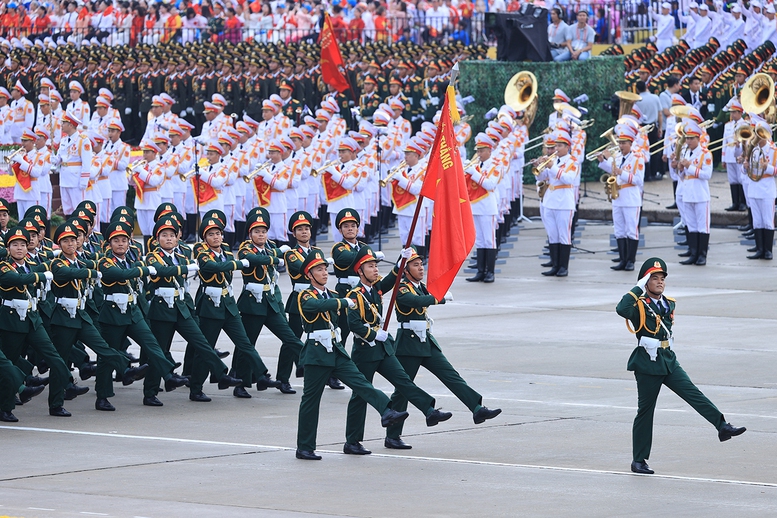 Khối sĩ quan Hậu cần, Kỹ thuật, Công nghiệp quốc phòng.