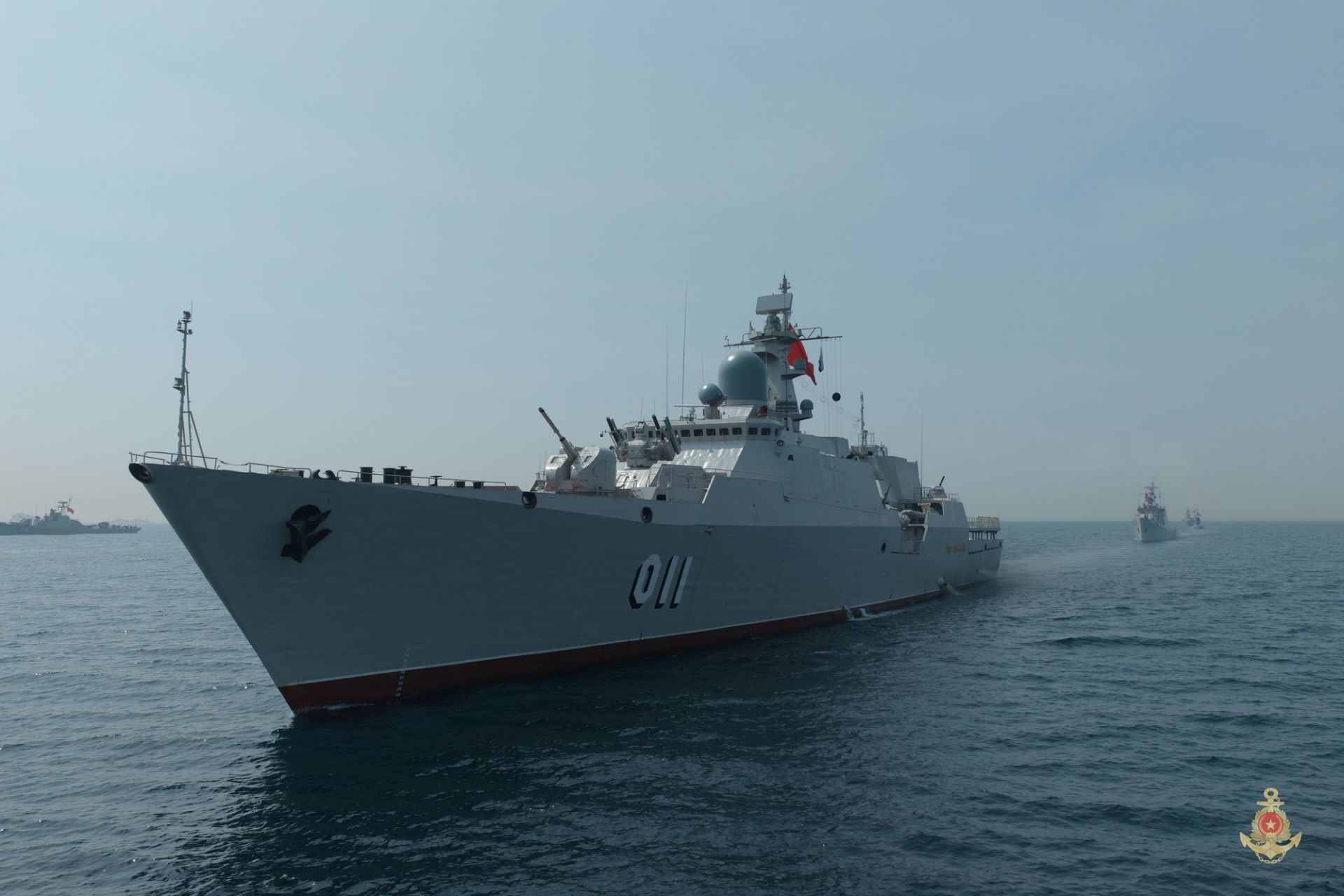 Tàu hộ vệ tên lửa Gepard 3.9, mang tên Đinh Tiên Hoàng, của Hải quân nhân dân Việt Nam là hệ tàu có tốc độ cơ động nhanh, tầm hoạt động rộng và có khả năng chịu được sóng cấp 12.