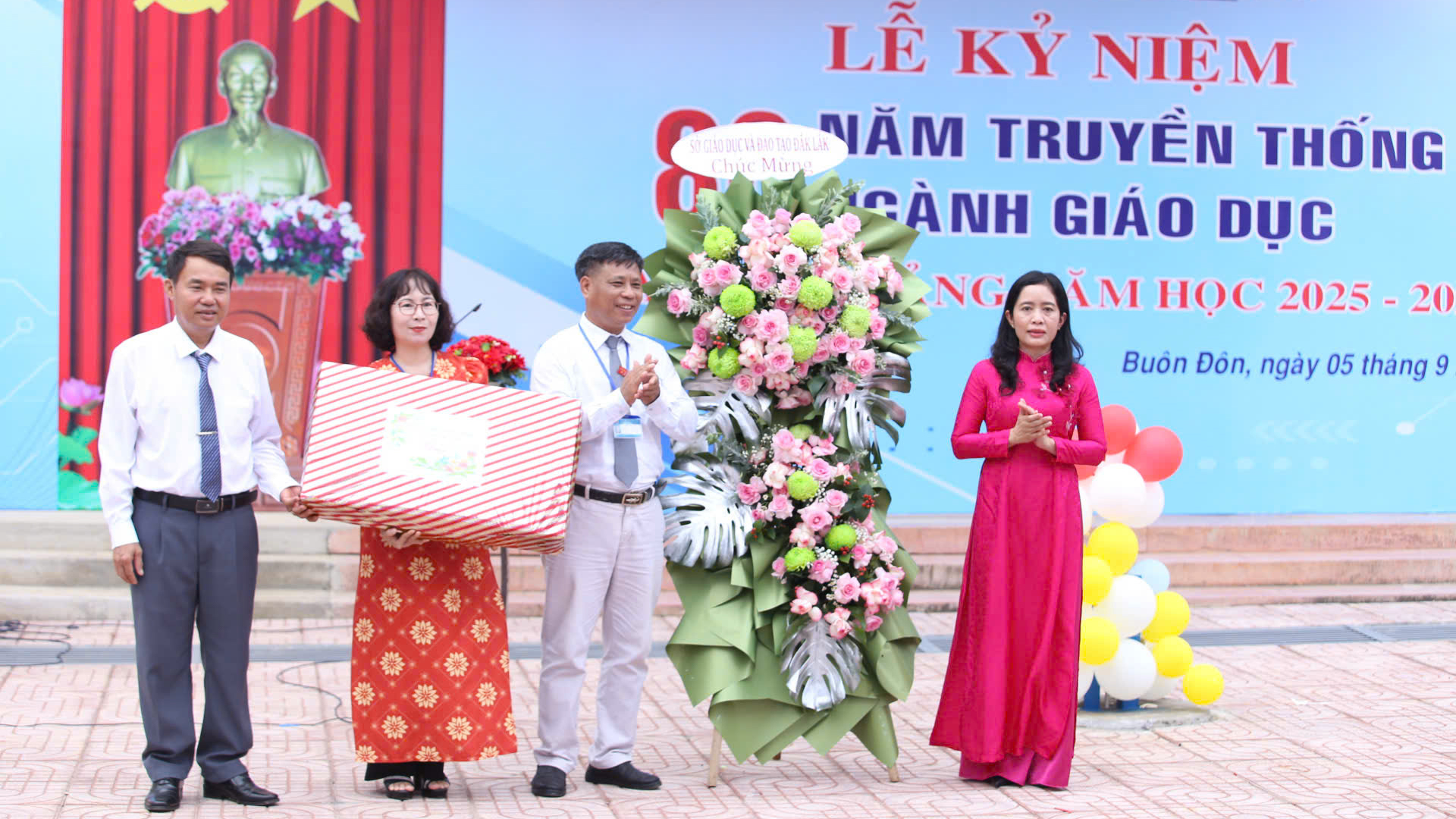 Đắk Lắk – Rộn ràng ngày hội khai trường