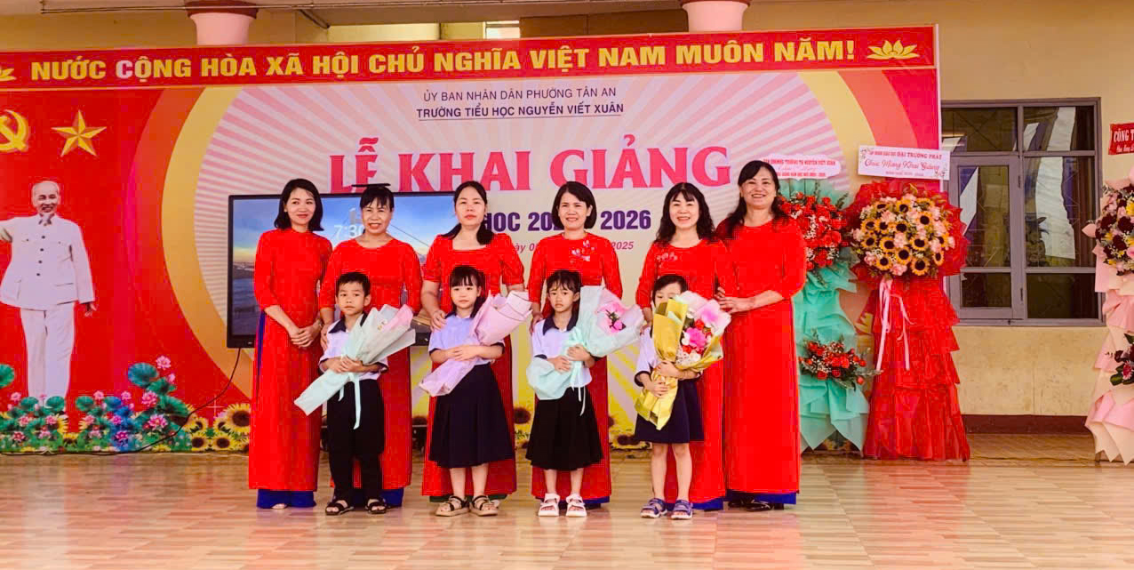 Trường Tiểu học Nguyễn Viết Xuân, Phường Tân An chào đón năm học mới