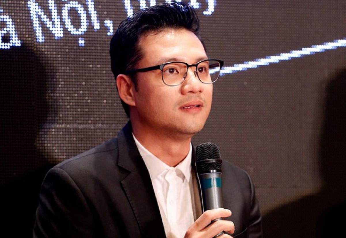 Đạo diễn Khải Anh rời VFC sau nhiều năm cống hiến. Đạo diễn Khải Anh rời VFC sau nhiều năm cống hiến.