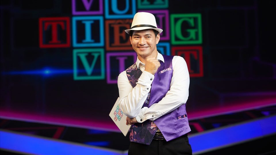 NSND Xuân Bắc ngưng dẫn chương trình "Vua tiếng Việt"