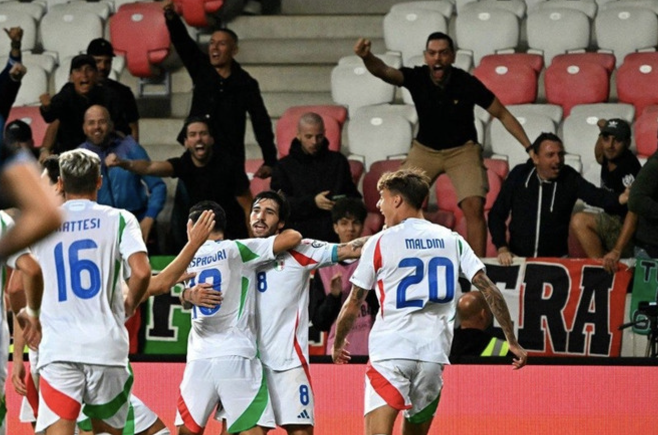 Italy giành chiến thắng kịch tính trước Israel. Italy giành chiến thắng kịch tính trước Israel.