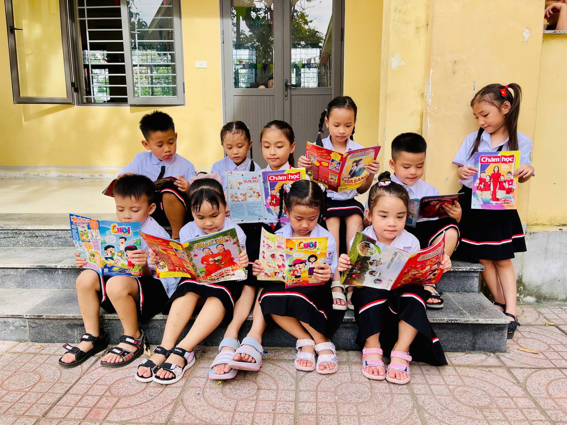 với đam mê đọc và học theo báo Đội, cùng sự kiên trì và quyết tâm thì có thể chinh phục những sân chơi trí tuệ tầm cỡ quốc gia.