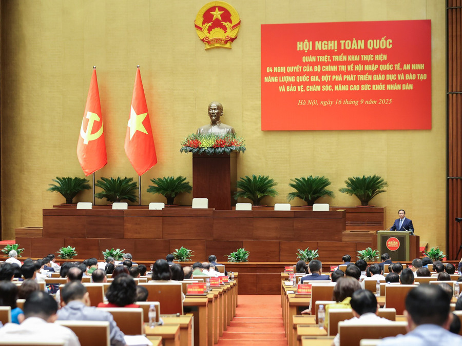 Sử dụng một bộ sách giáo khoa thống nhất từ năm học 2026-2027, miễn phí từ 2030