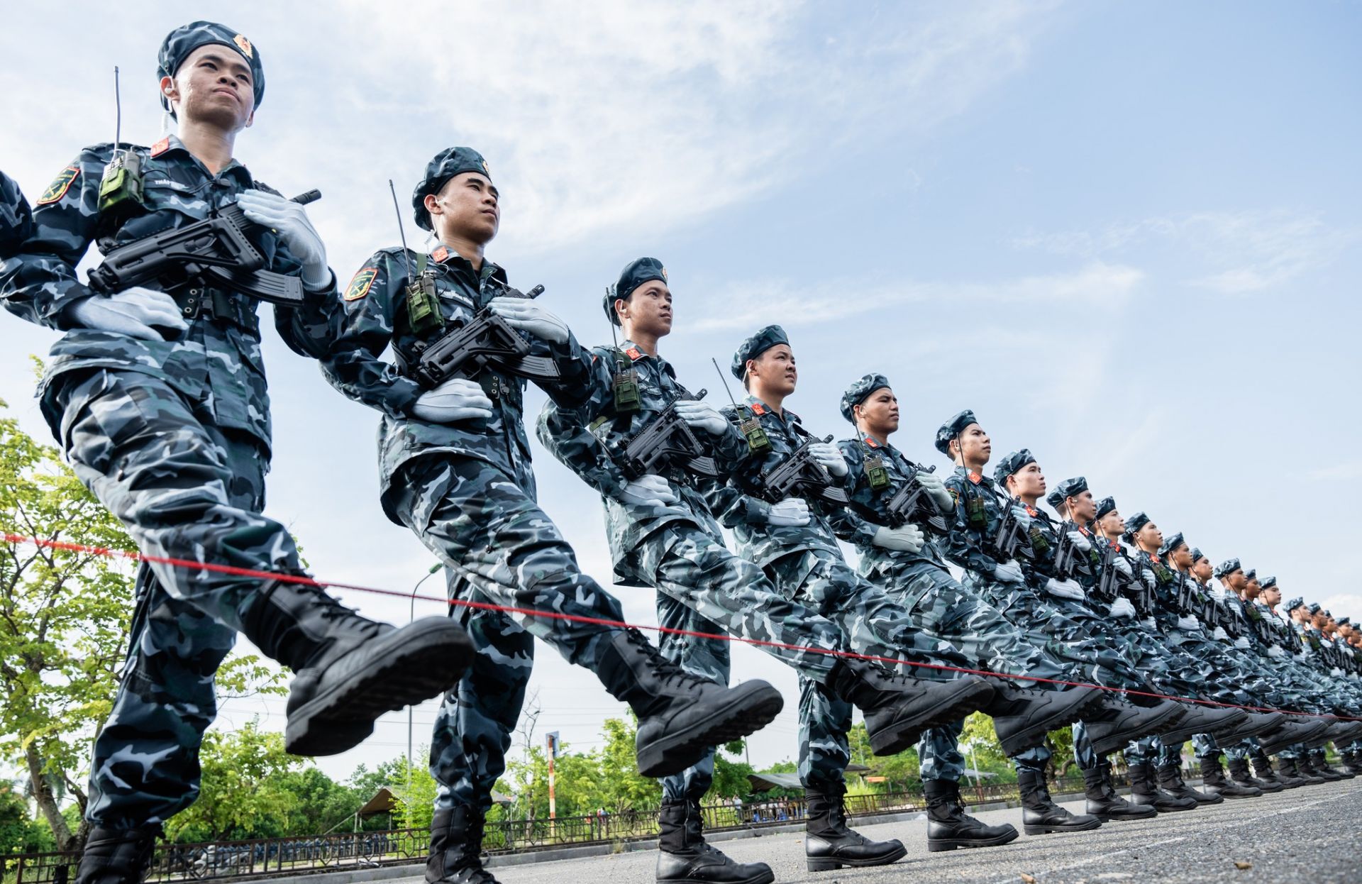 Hình ảnh Khối Tác chiến không gian mạng tập luyện được ekip Siêu phim ghi lại.