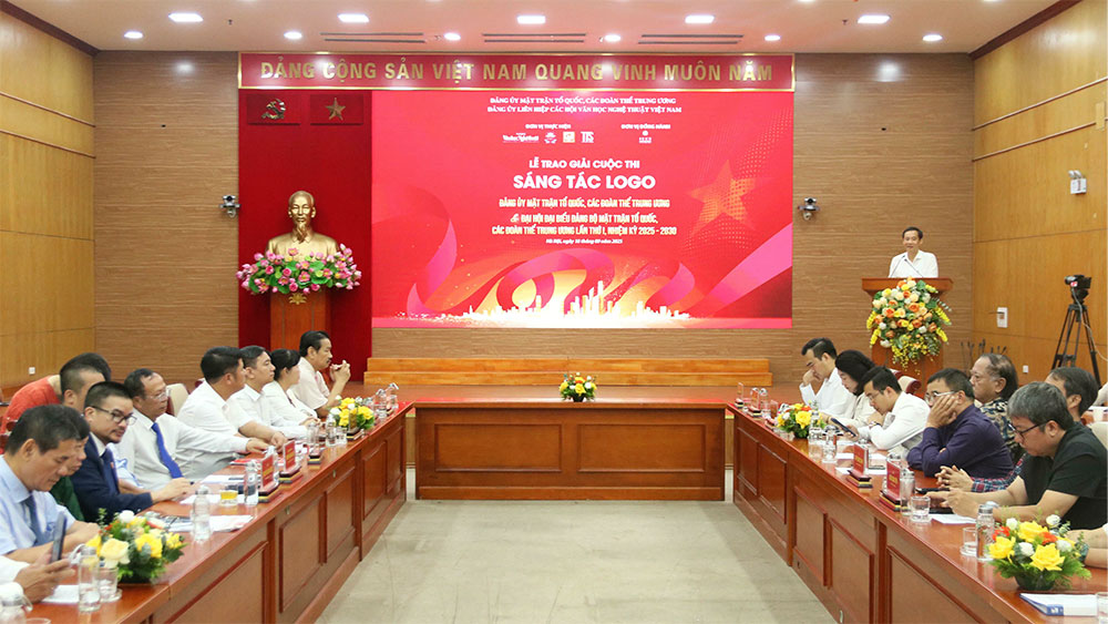 Quang cảnh buổi lễ. Quang cảnh buổi lễ.