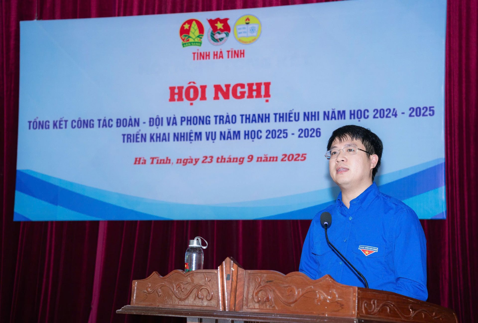 Kết luận hội nghị, anh Nguyễn Viết Hải Đăng - Phó Bí thư Tỉnh đoàn, Chủ tịch Hội đồng Đội tỉnh Hà Tĩnh, đề nghị các cơ sở Đoàn chủ động xây dựng và triển khai các giải pháp phù hợp với địa phương, tiếp tục nhân rộng các mô hình mới, cách làm sáng tạo. Kết luận hội nghị, anh Nguyễn Viết Hải Đăng - Phó Bí thư Tỉnh đoàn, Chủ tịch Hội đồng Đội tỉnh Hà Tĩnh, đề nghị các cơ sở Đoàn chủ động xây dựng và triển khai các giải pháp phù hợp với địa phương, tiếp tục nhân rộng các mô hình mới, cách làm sáng tạo.