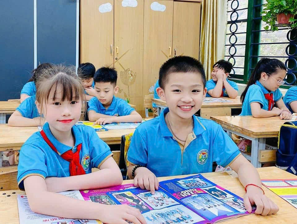 Các bạn học sinh của nhà trường trong thời gian qua đã đạt được những thành tích tốt trong học tập.