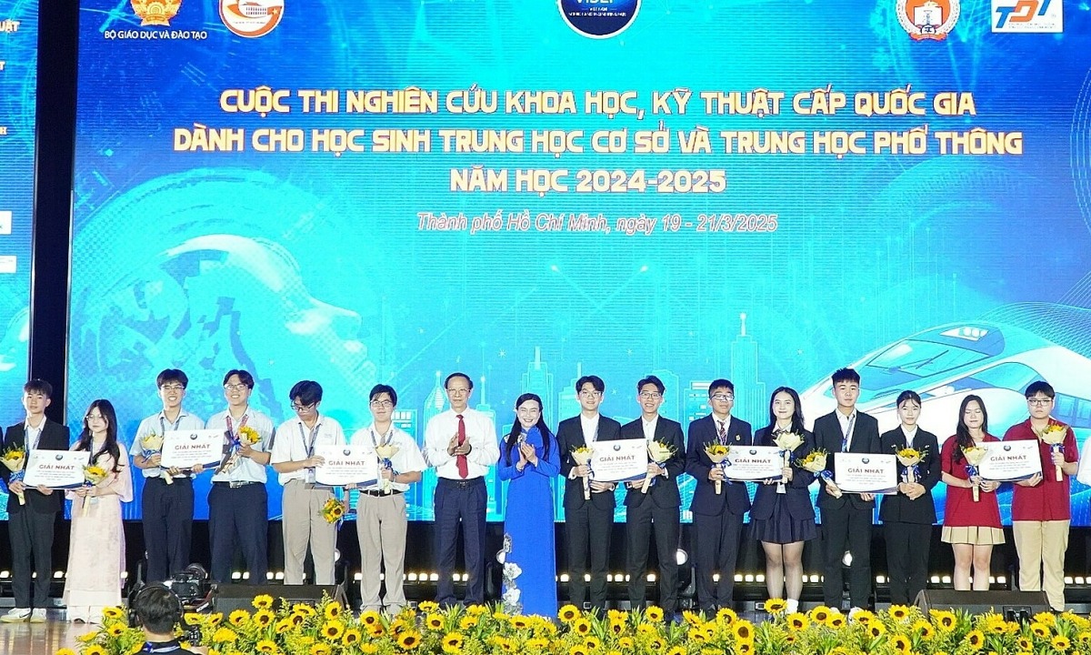  Cuộc thi Nghiên cứu khoa học, kỹ thuật cấp quốc gia dành cho học sinh trung học đươc tổ chức hằng năm.