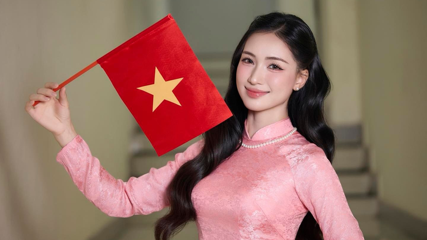 Ca sĩ Hòa Minzy được trao Giải thưởng "Thanh niên sống" đẹp năm 2025