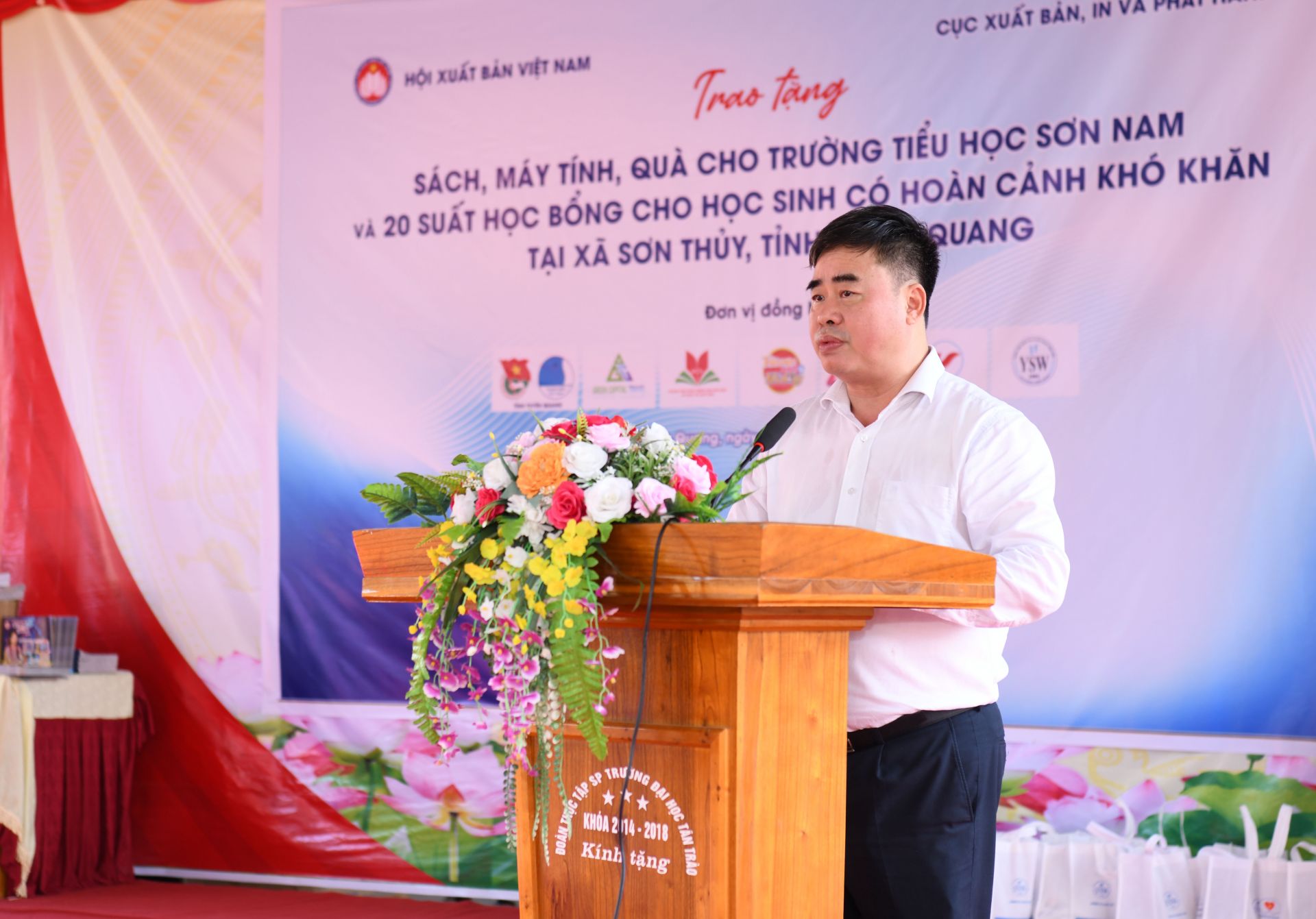 PGS.TS Phạm Minh Tuấn, Chủ tịch Hội Xuất bản Việt Nam phát biểu tại chương trình.