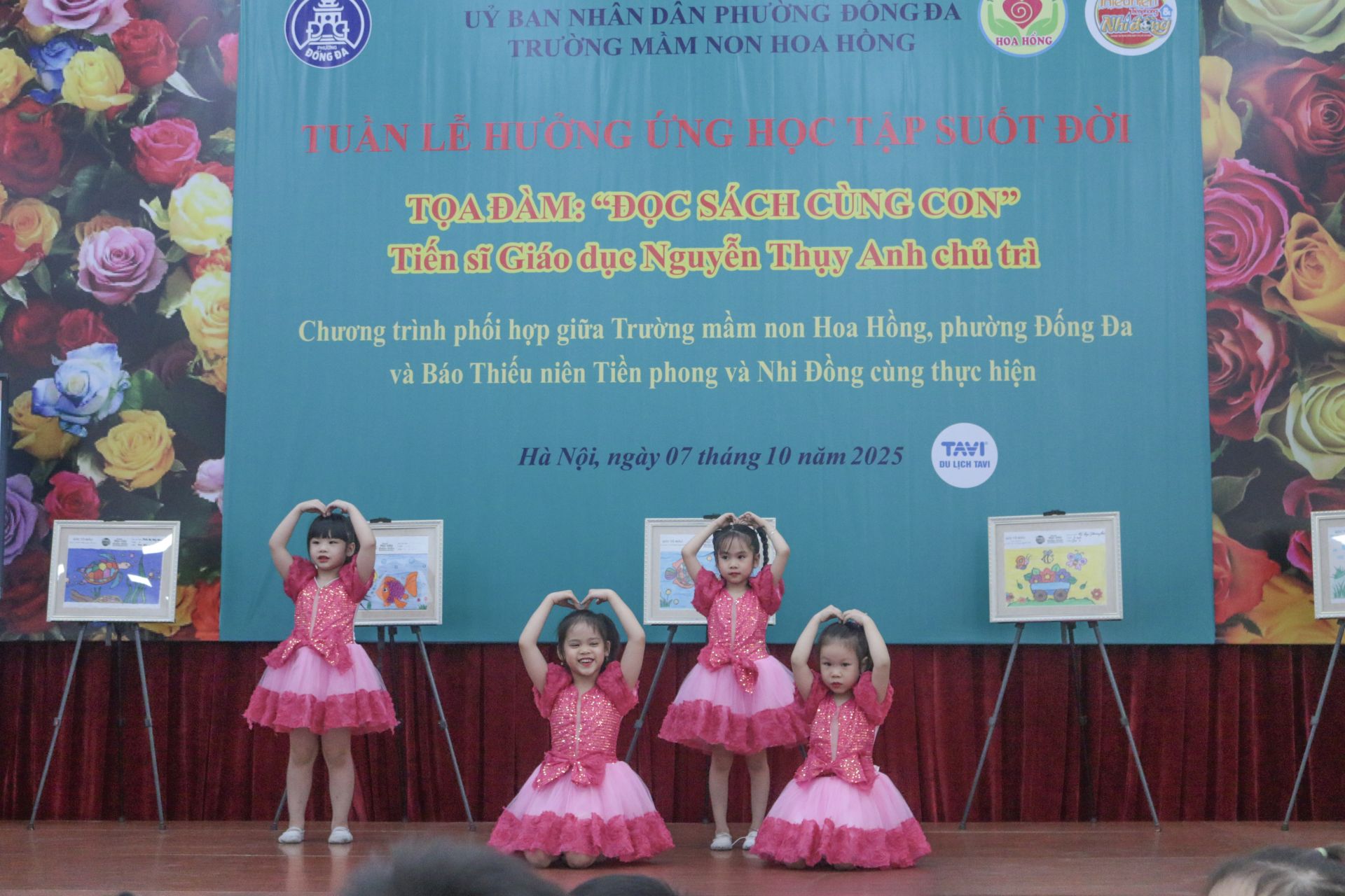 Các bạn nhỏ Mầm non Hoa Hồng tự tin tỏa sáng.