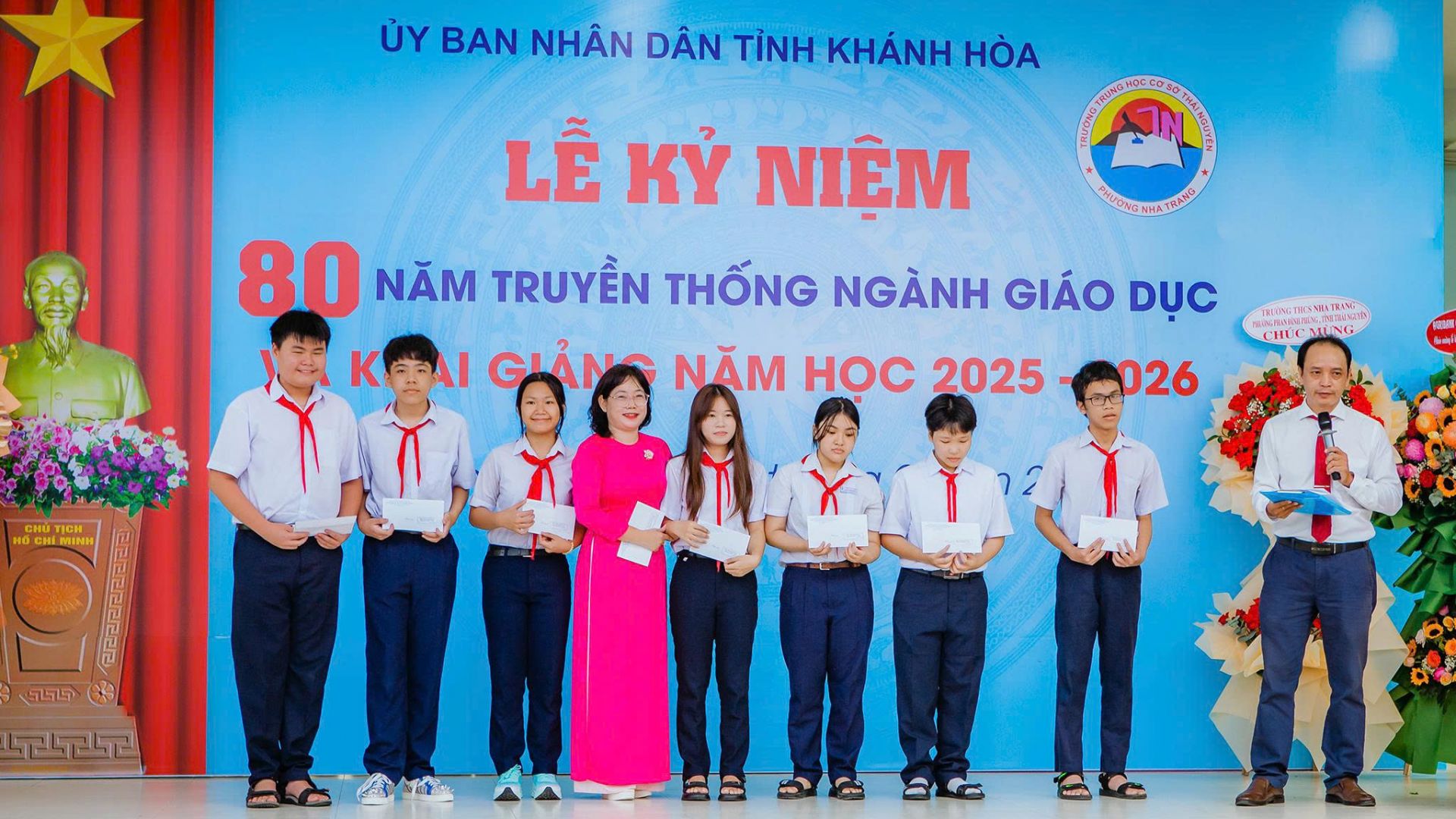 Độc đáo hoạt động trải nghiệm nơi sân trường