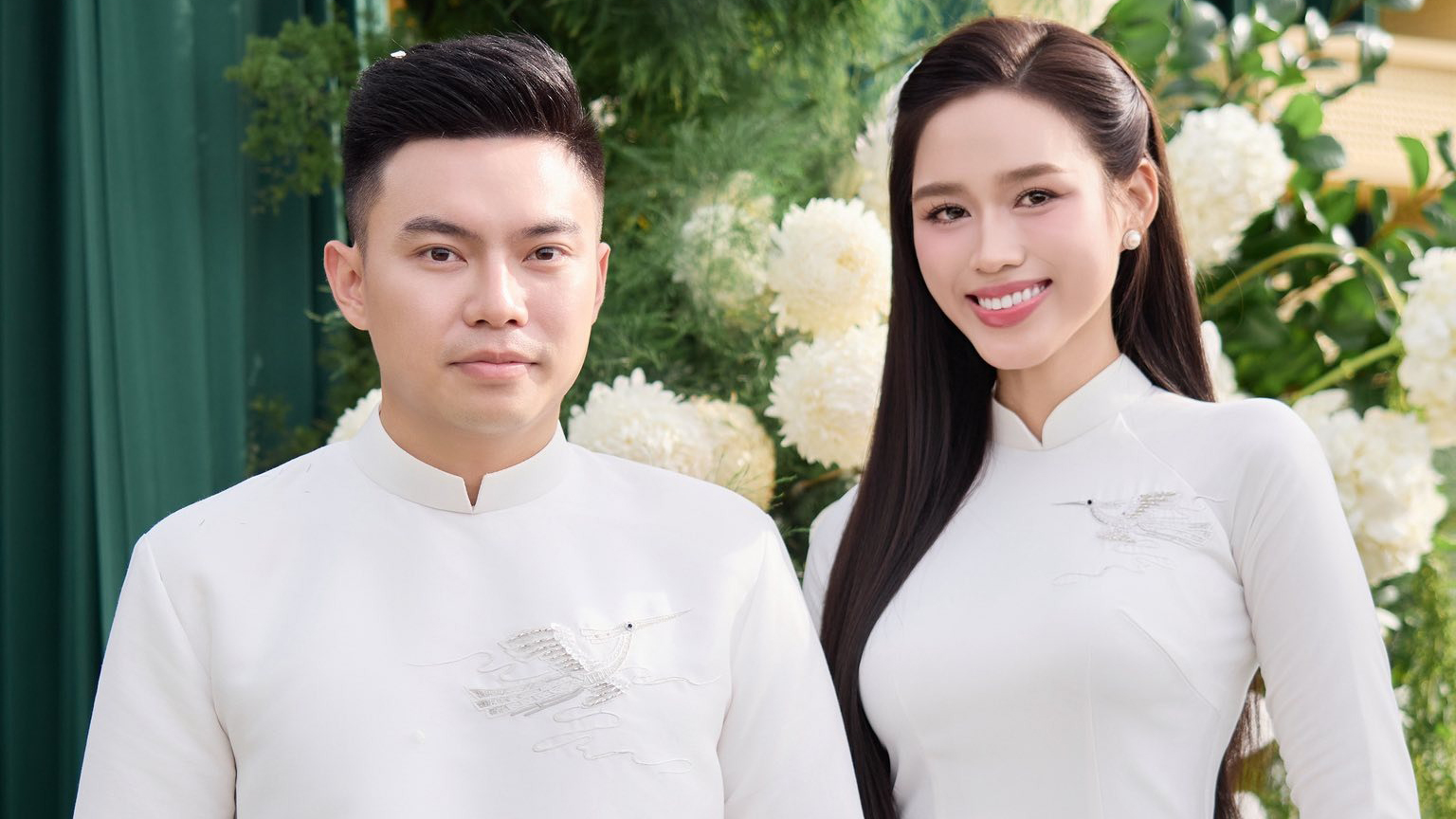 Đỗ Thị Hà tự tin "khoe" chồng sau đám hỏi