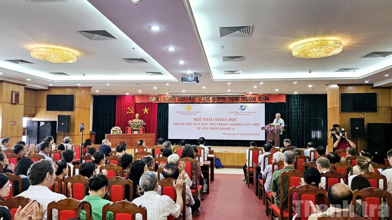 Quang cảnh hội thảo khoa học “Những kết quả đột phá trong nghiên cứu mới về sản phẩm Smart A”. Quang cảnh hội thảo khoa học “Những kết quả đột phá trong nghiên cứu mới về sản phẩm Smart A”.
