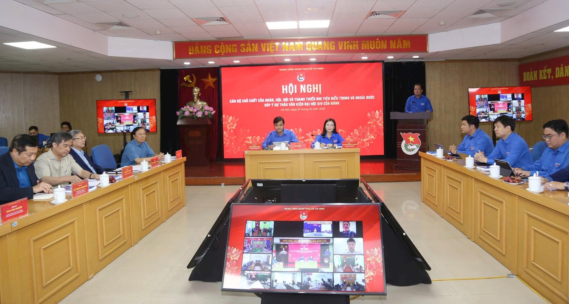 Quang cảnh hội nghị. Quang cảnh hội nghị.