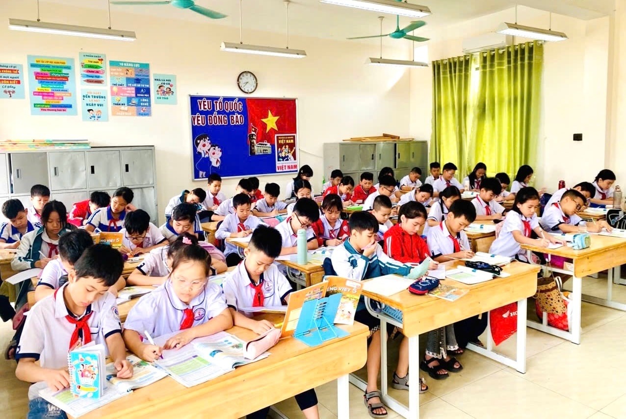 Trường Tiểu học Cự Khê ổn định công tác bán trú, 95,4% học sinh tham gia