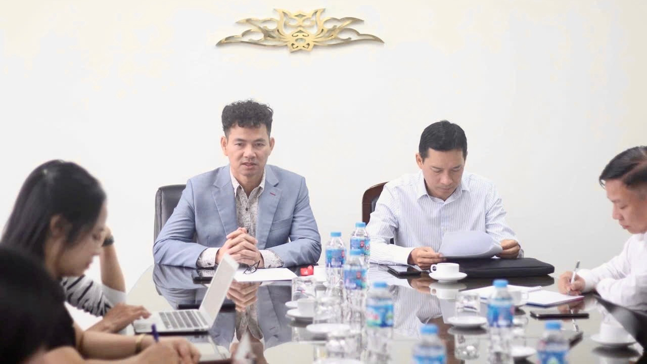 Ngăn chặn những tác động xấu của nghệ sĩ phản cảm đối với cộng đồng