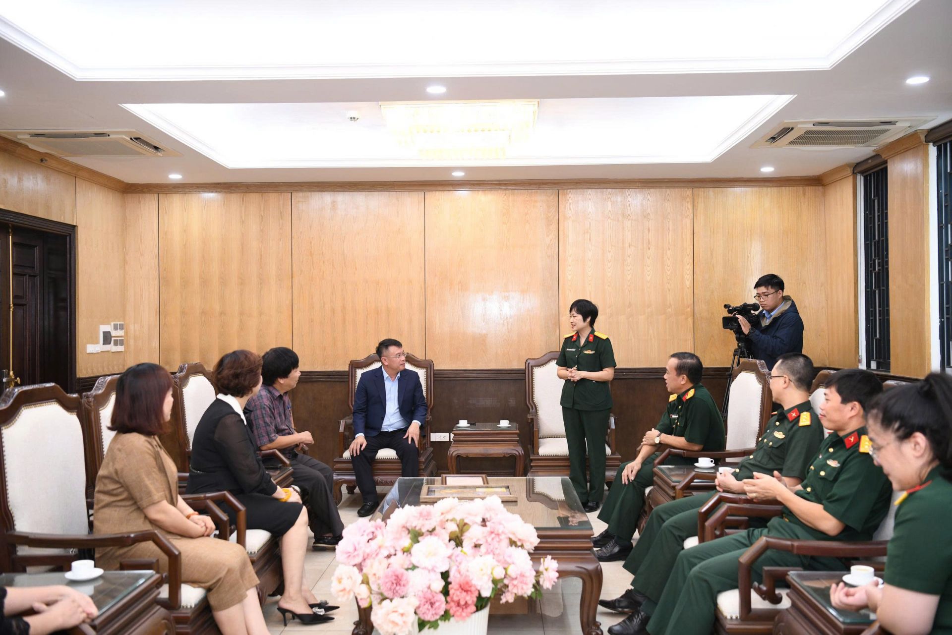 Đại tá Nguyễn Thu Dung – Giám đốc Điện ảnh Quân đội nhân dân gửi lời cảm ơn sâu sắc tới Báo Thiếu niên Tiền phong và Nhi đồng vì đã đồng hành và lan tỏa tinh thần yêu nước tới thế hệ trẻ. Đại tá Nguyễn Thu Dung – Giám đốc Điện ảnh Quân đội nhân dân gửi lời cảm ơn sâu sắc tới Báo Thiếu niên Tiền phong và Nhi đồng vì đã đồng hành và lan tỏa tinh thần yêu nước tới thế hệ trẻ.