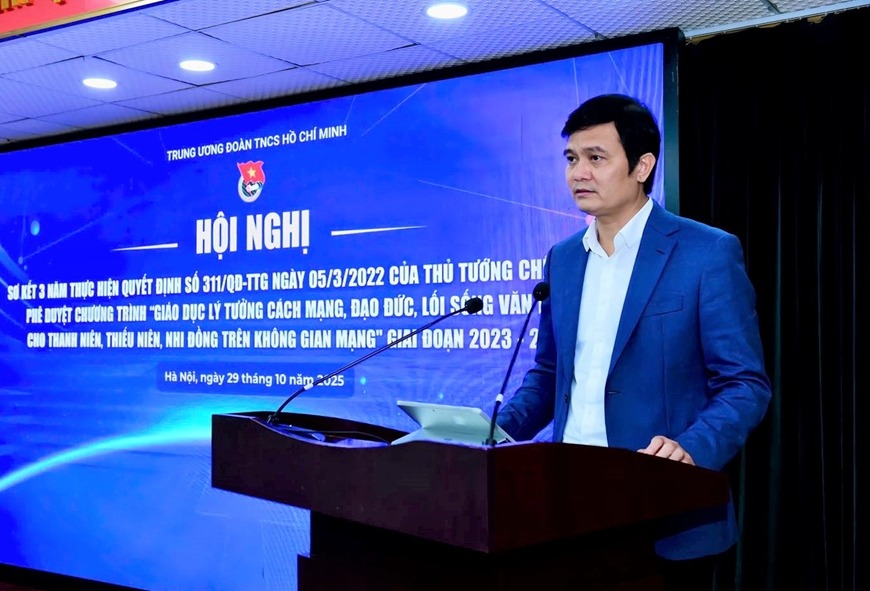 Bí thư thứ nhất T.Ư Đoàn kết luận tại hội nghị.