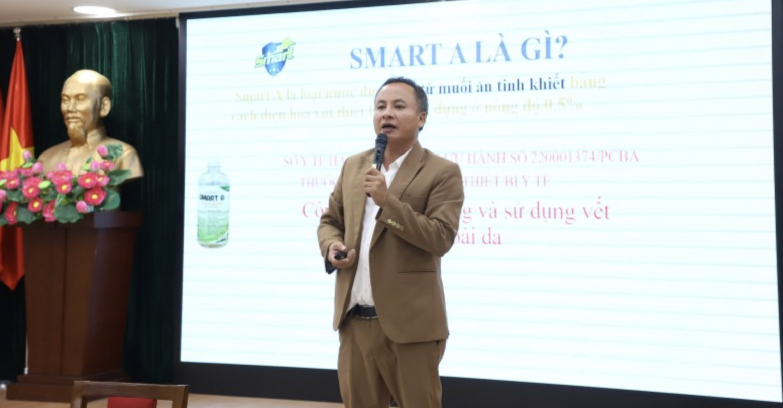 Ông Hà Văn Nam, Giám đốc Công ty TNHH Ứng dụng khoa học công nghệ Quốc tế phát biểu tại chương trình.