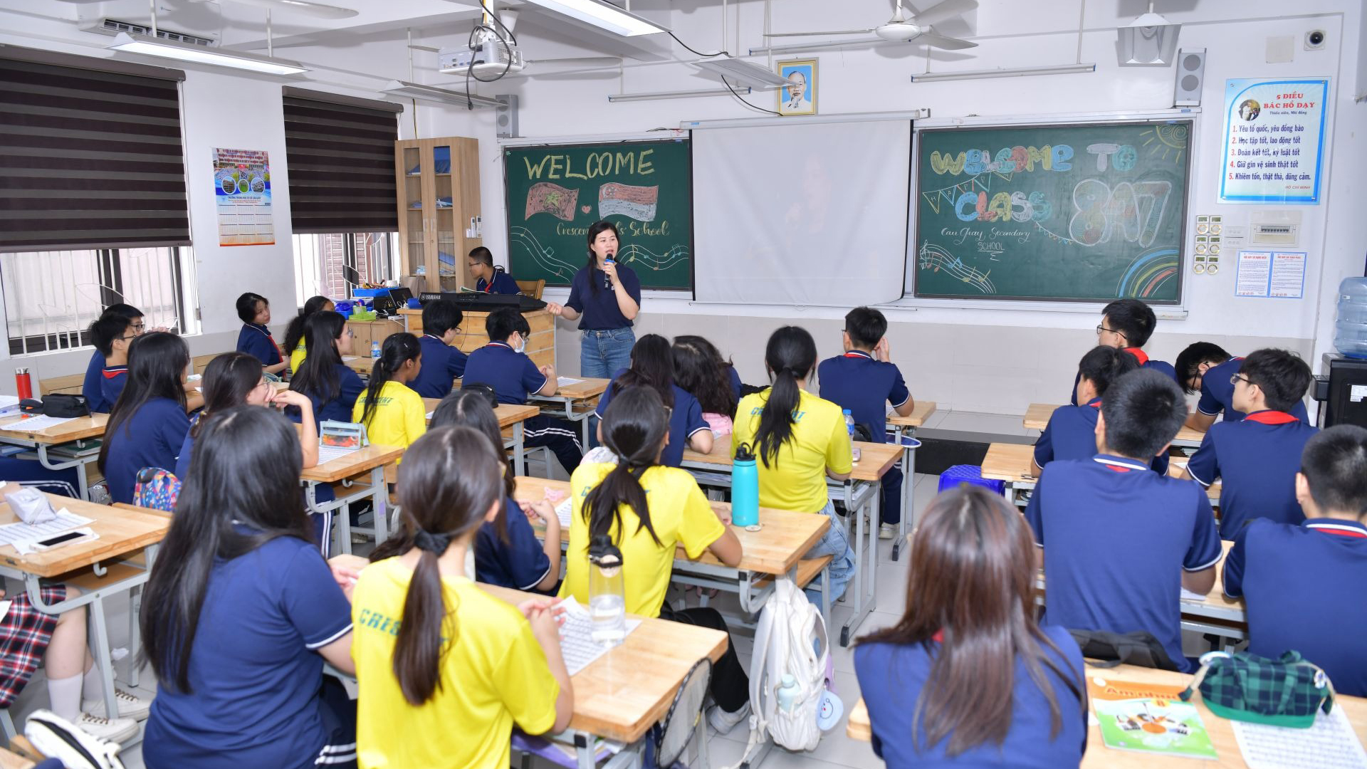 Bảng lương của giáo viên khi thêm hệ số đặc thù