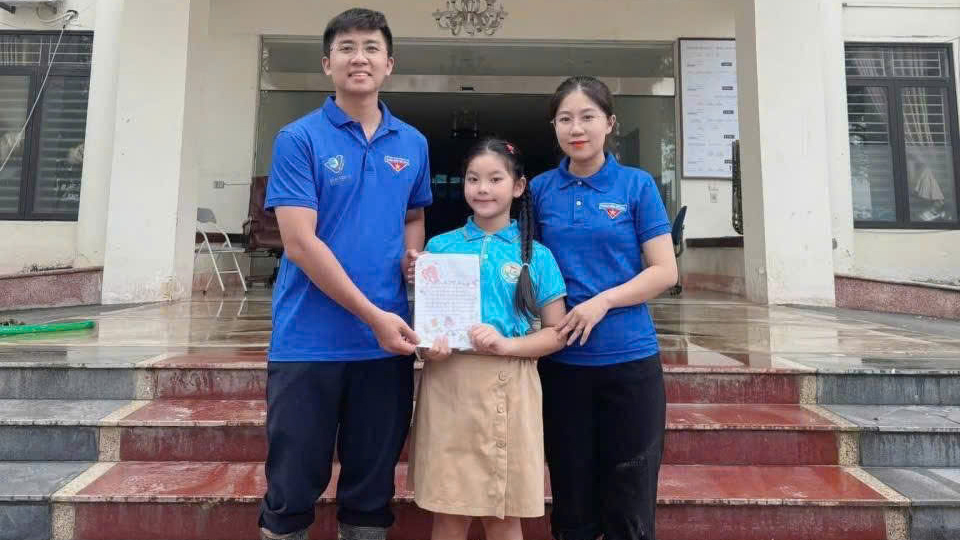 Học sinh lớp 2 biến niềm vui thành yêu thương