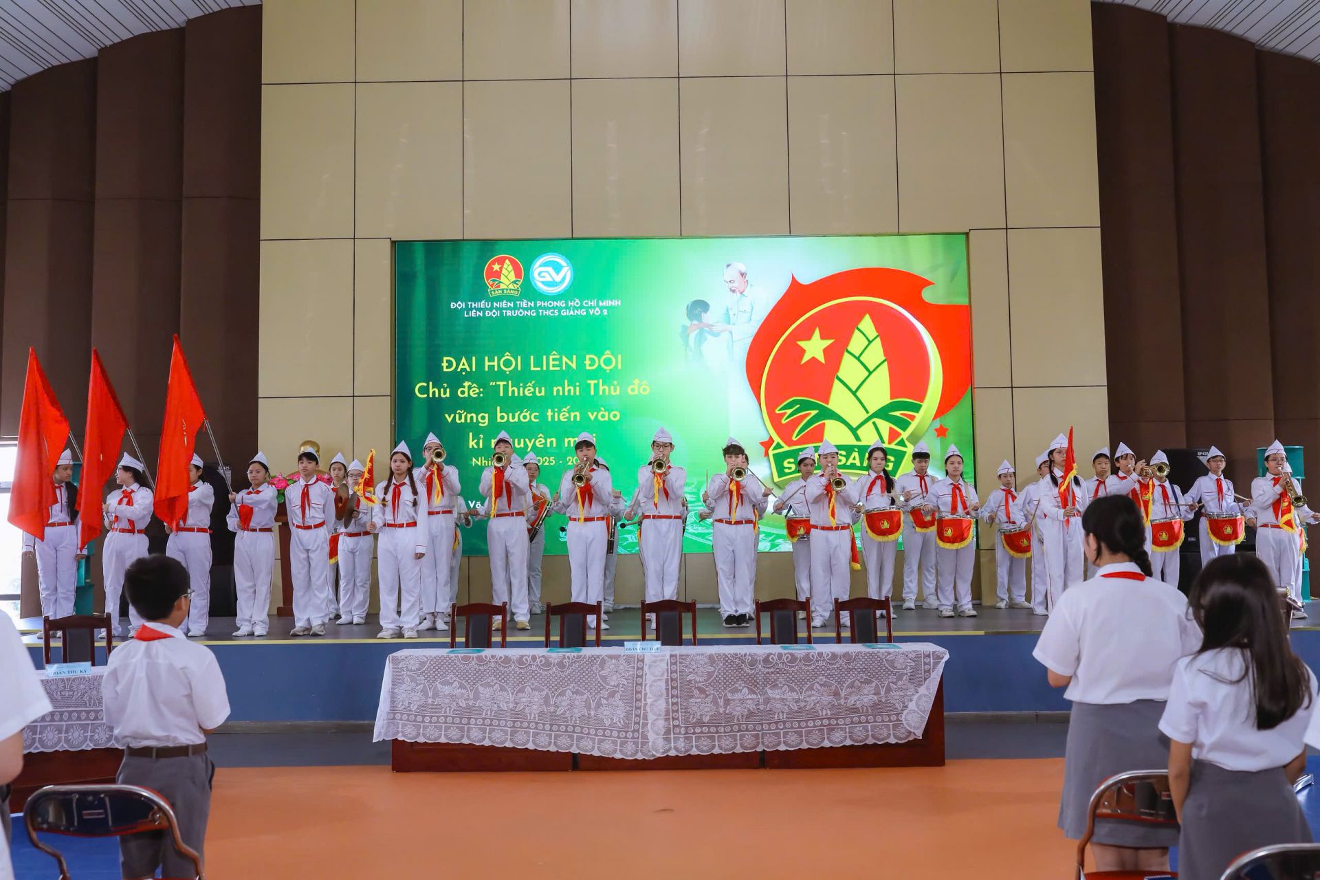 Đại hội diễn ra trang trọng với sự tham gia của đội viên đến từ 4 khối lớp.