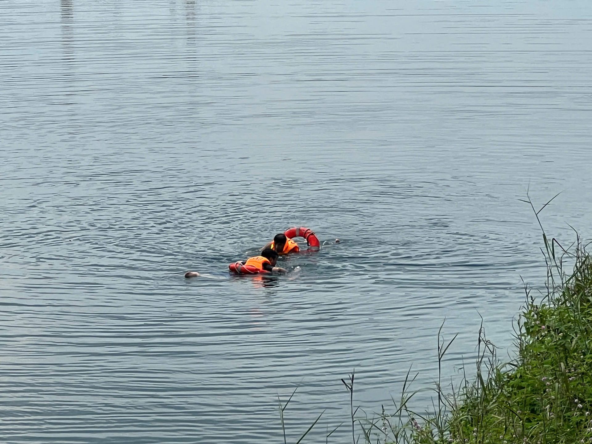 Đuối nước gây thiệt hại về kinh tế lẫn con người.