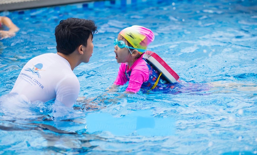 Đầu tư dạy bơi cho trẻ em là chính sách phòng chống đuối nước hiệu quả.