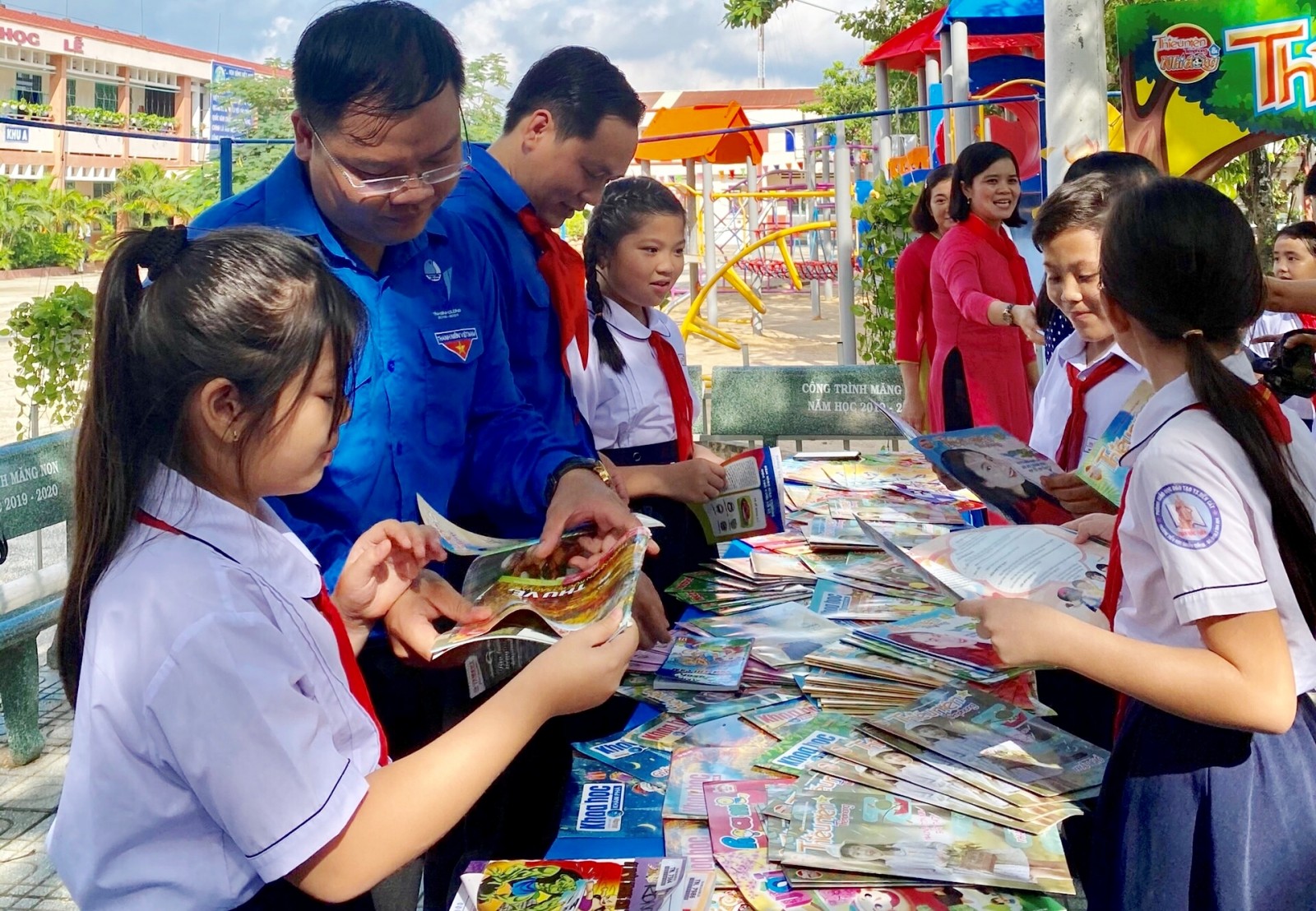 Học sinh Việt Nam tiếp tục nằm trong tốp đầu lĩnh vực Đọc hiểu và Toán.