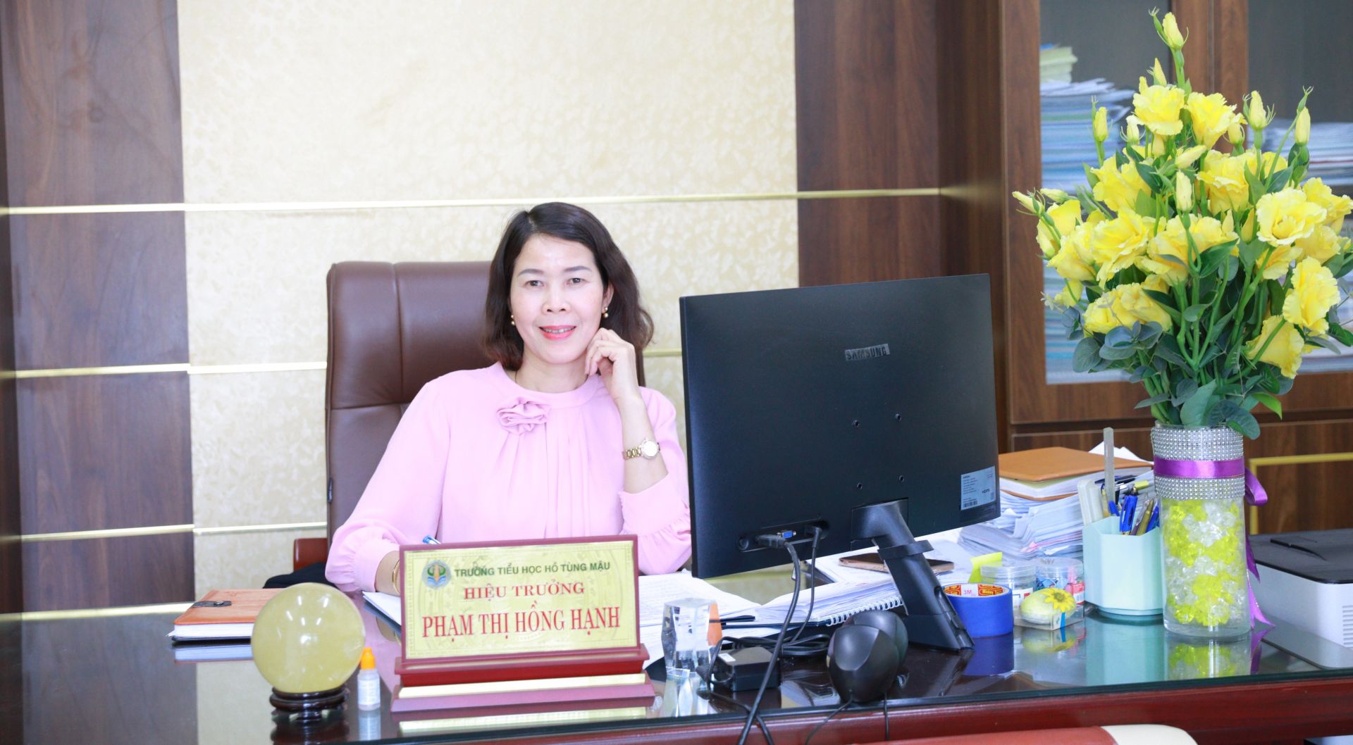 Nh&agrave; gi&aacute;o