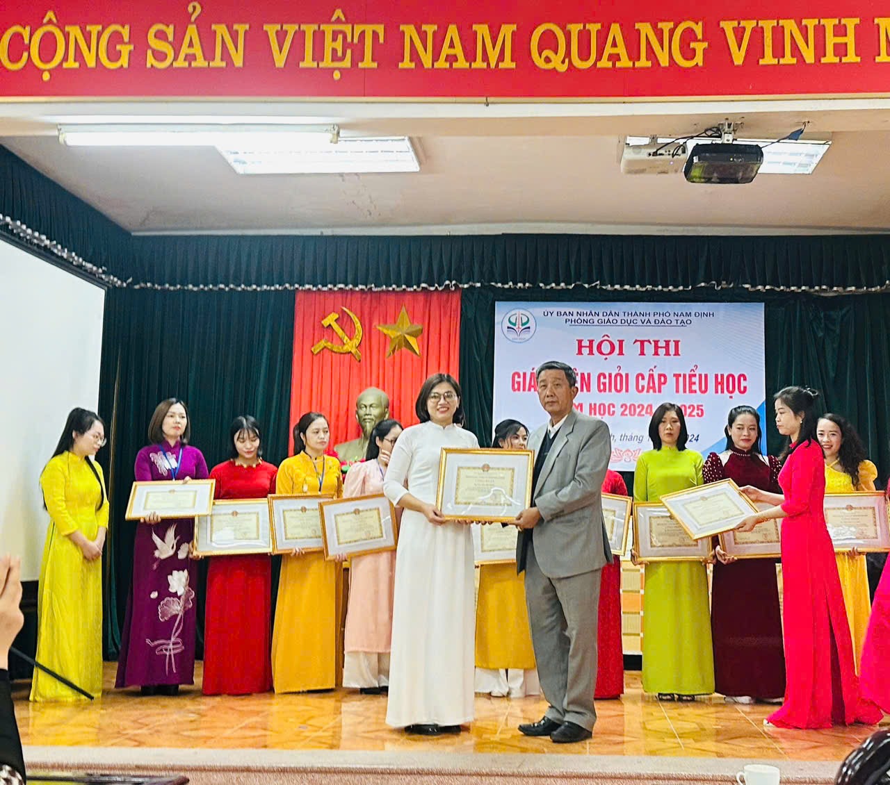 C&ocirc; gi&aacute;o Nguyễn Thị Ngọc