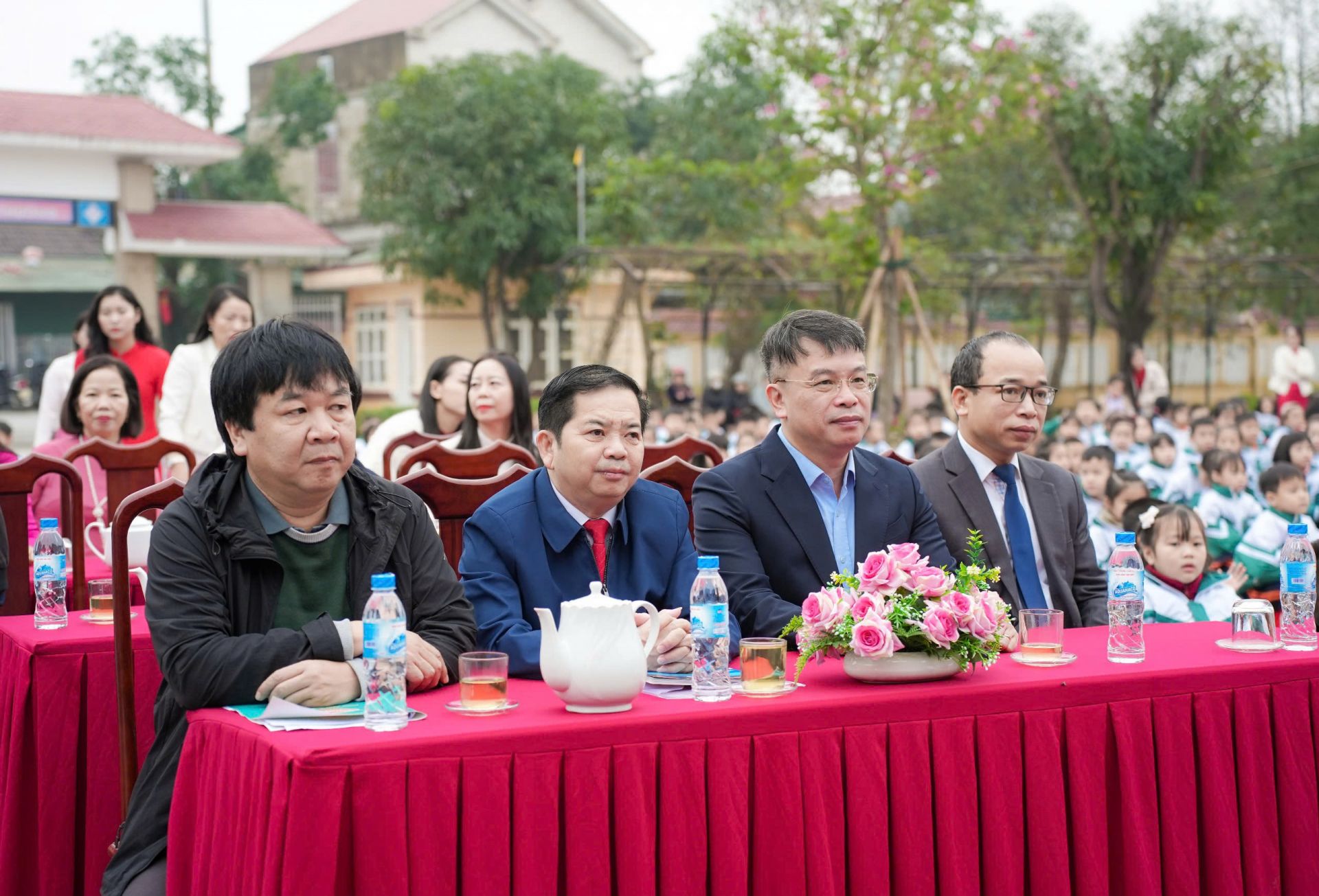 Đại biểu tham dự chương tr&igrave;nh 