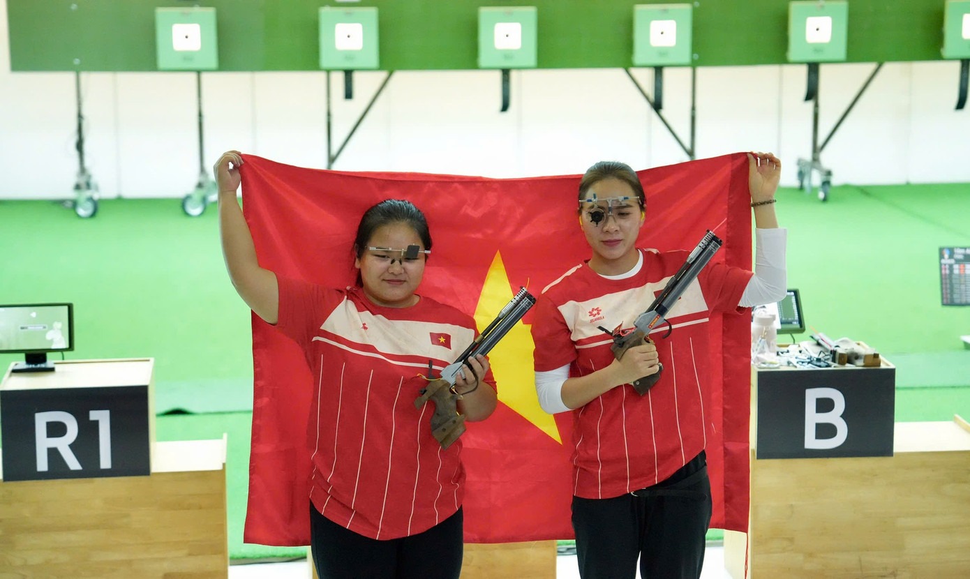 Trịnh Thu Vinh lập hat-trick kỷ lục, giành 4 HC vàng SEA Games 33