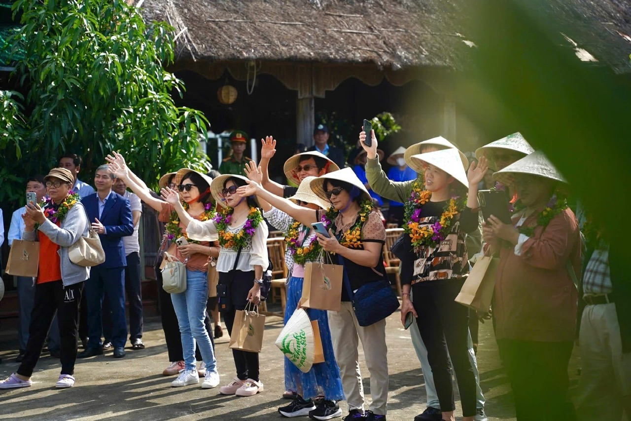 Tết dương lịch tiếp tục l&agrave; m&ugrave;a cao điểm của kh&aacute;ch quốc tế.