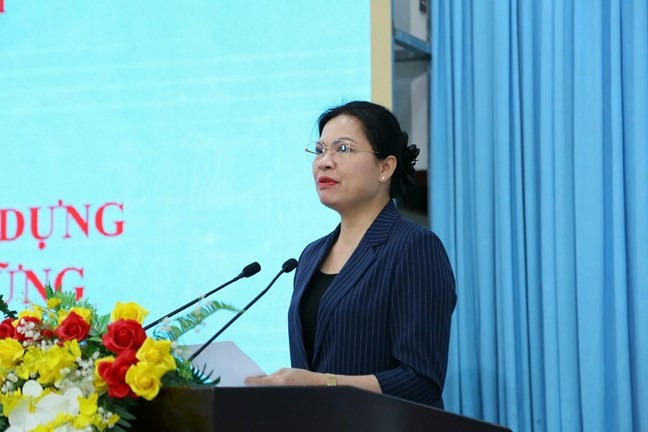 H&agrave; Thị Nga