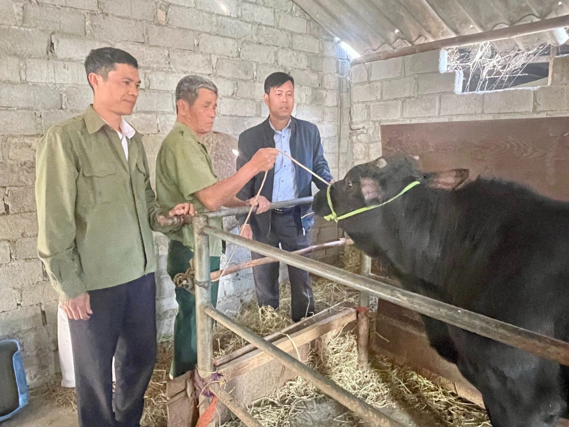 Người d&acirc;n sẽ được hưởng lợi từ giảm ngh&egrave;o th&ocirc;ng tin.