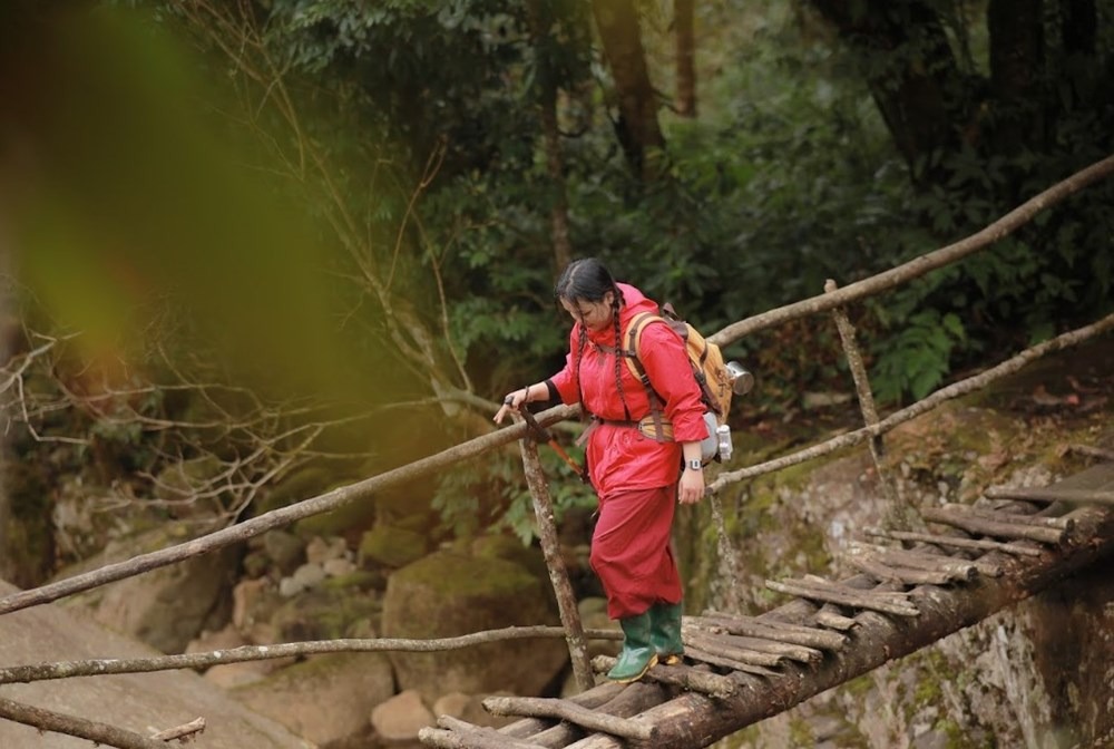 Với địa h&igrave;nh rất đa dạng, Ky Quan San mang vẻ đẹp hoang sơ, gi&agrave;u sức h&uacute;t.