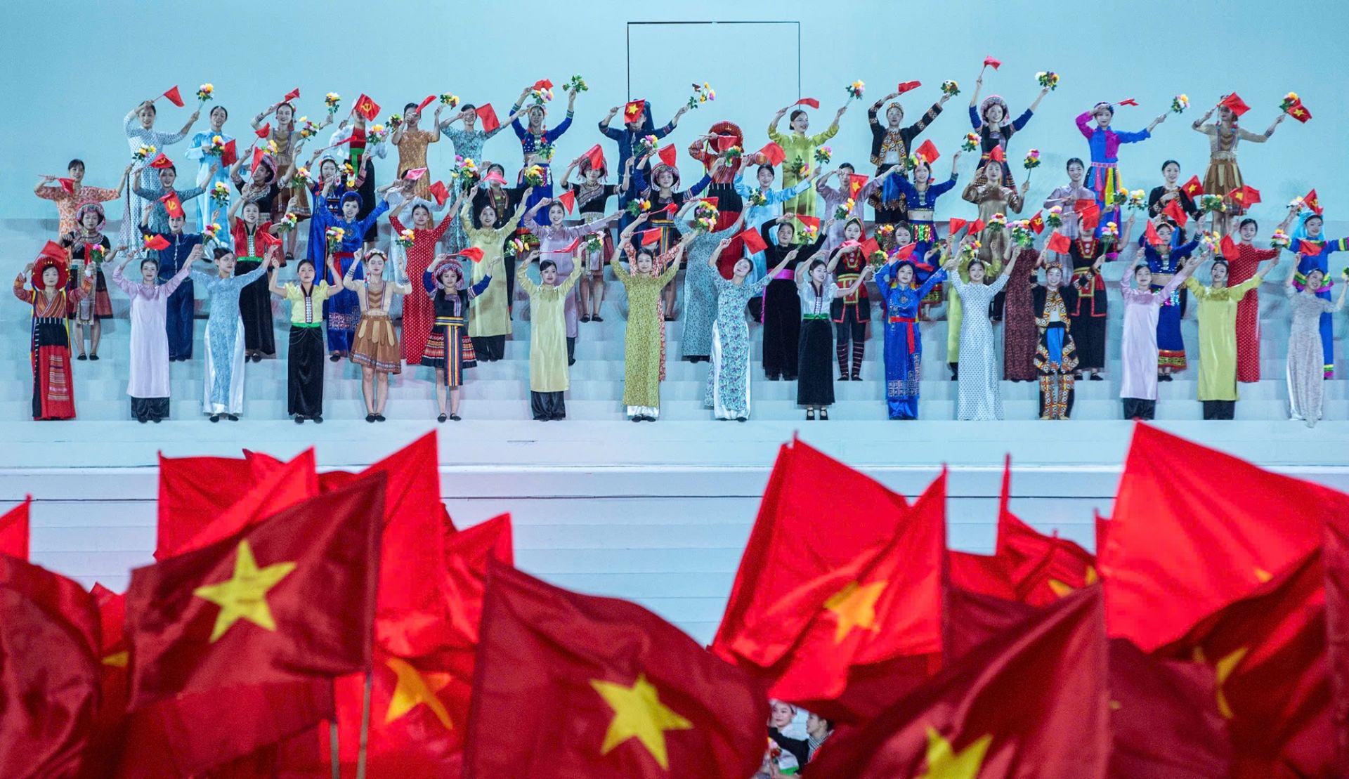 C&aacute;c tiết mục nghệ thuật được d&agrave;n dựng c&ocirc;ng phu, đặc sắc.