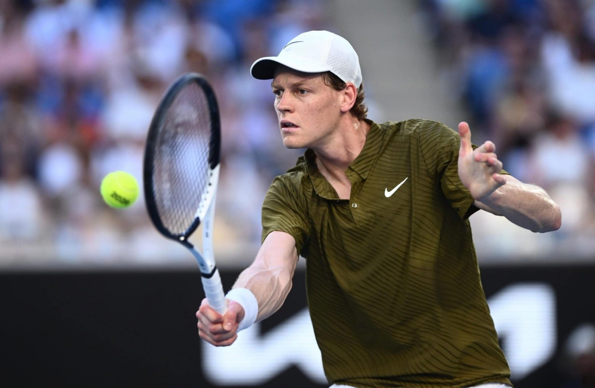 Sinner trong trận gặp Darderi ở v&ograve;ng 4 Australia Mở rộng.