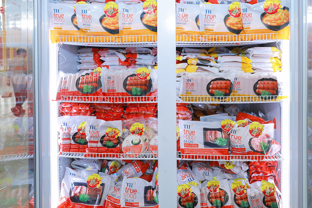 Bộ sản phẩm thực phẩm chế biến TH true FOOD "Bếp Việt - Người nội trợ tử tế" với những m&oacute;n ăn từ truyền thống đến hiện đại.