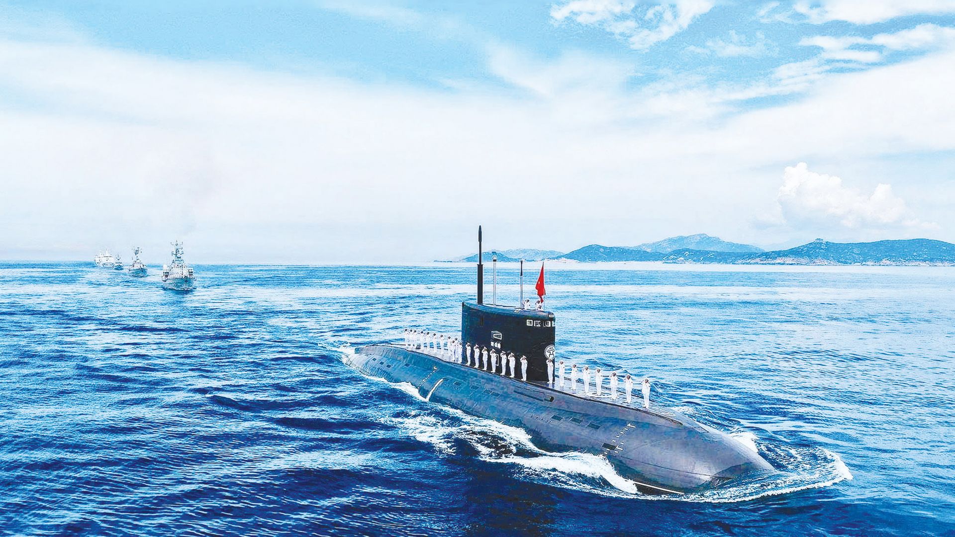 Thăm "cá voi thép" trong lòng đại dương