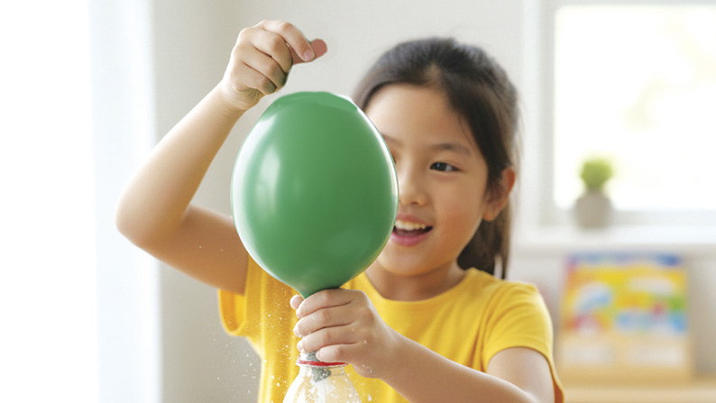 Bóng bay tự phồng