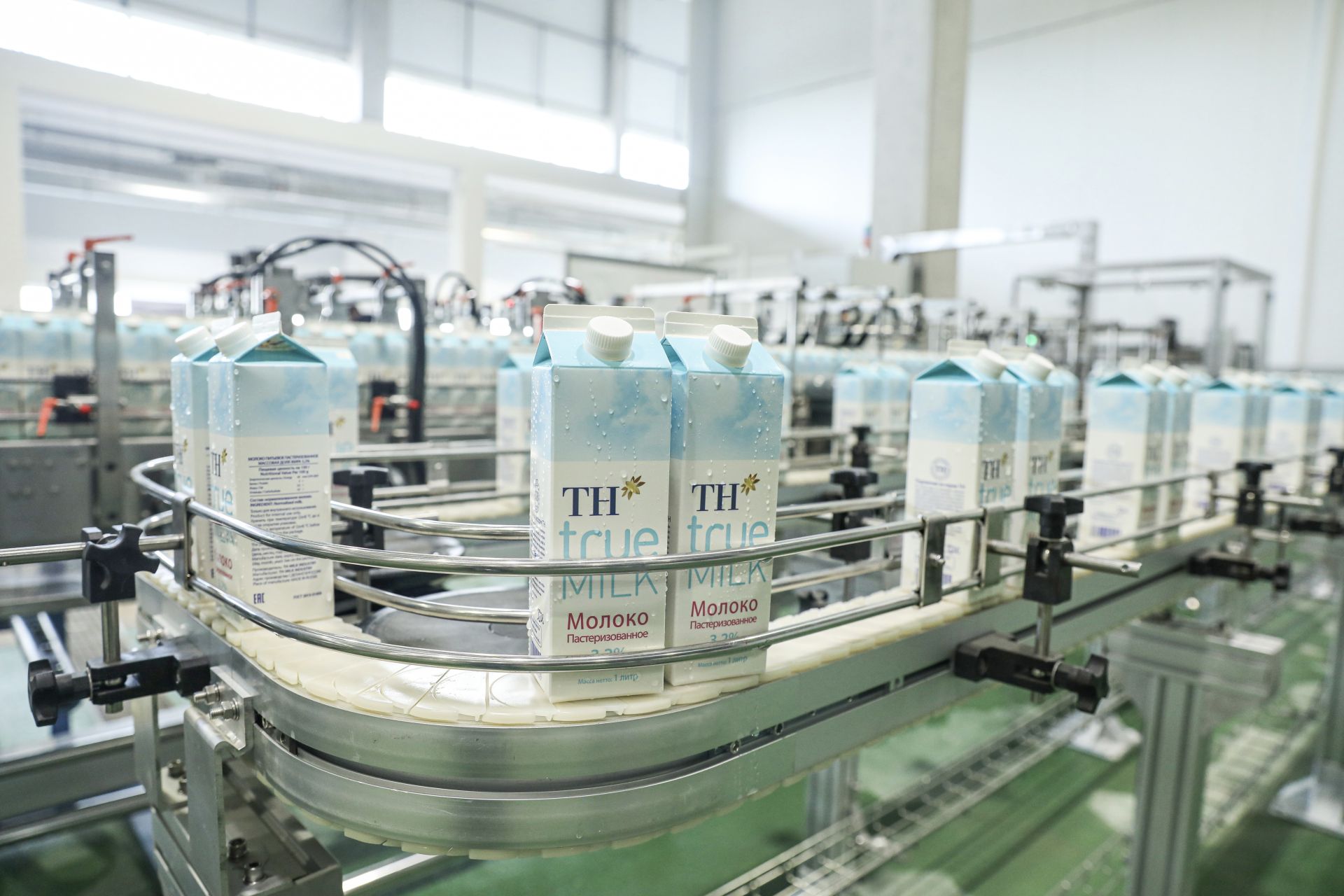 Từ năm 2025, thương hiệu sữa tươi sạch TH true MILK đ&atilde; hiện diện tại Li&ecirc;n bang Nga.